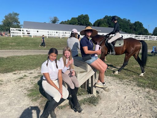 river road horse farm hinckley, OH horse back riding lessons